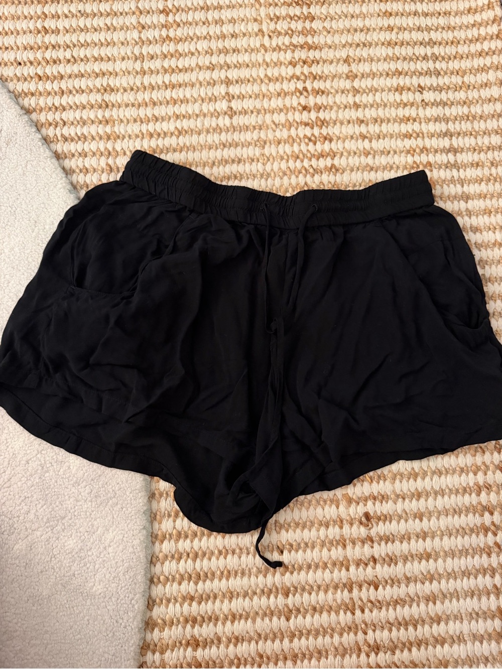 French Connection Women's Black Lightweight Shorts US 6 Viscose Drawstring